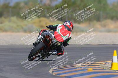 media/Sep-25-2023-Moto Forza (Mon) [[81ffa65e0a]]/B-C Group/Session 4 (Turn 2 Backside)/